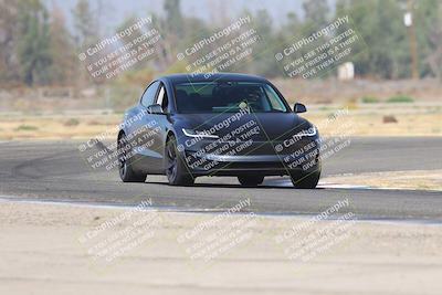 media/Sep-20-2025-Extreme Speed (Sat) [[1fcc23683c]]/Orange (Mid Intermediate)/Session 1 (Sunset)/